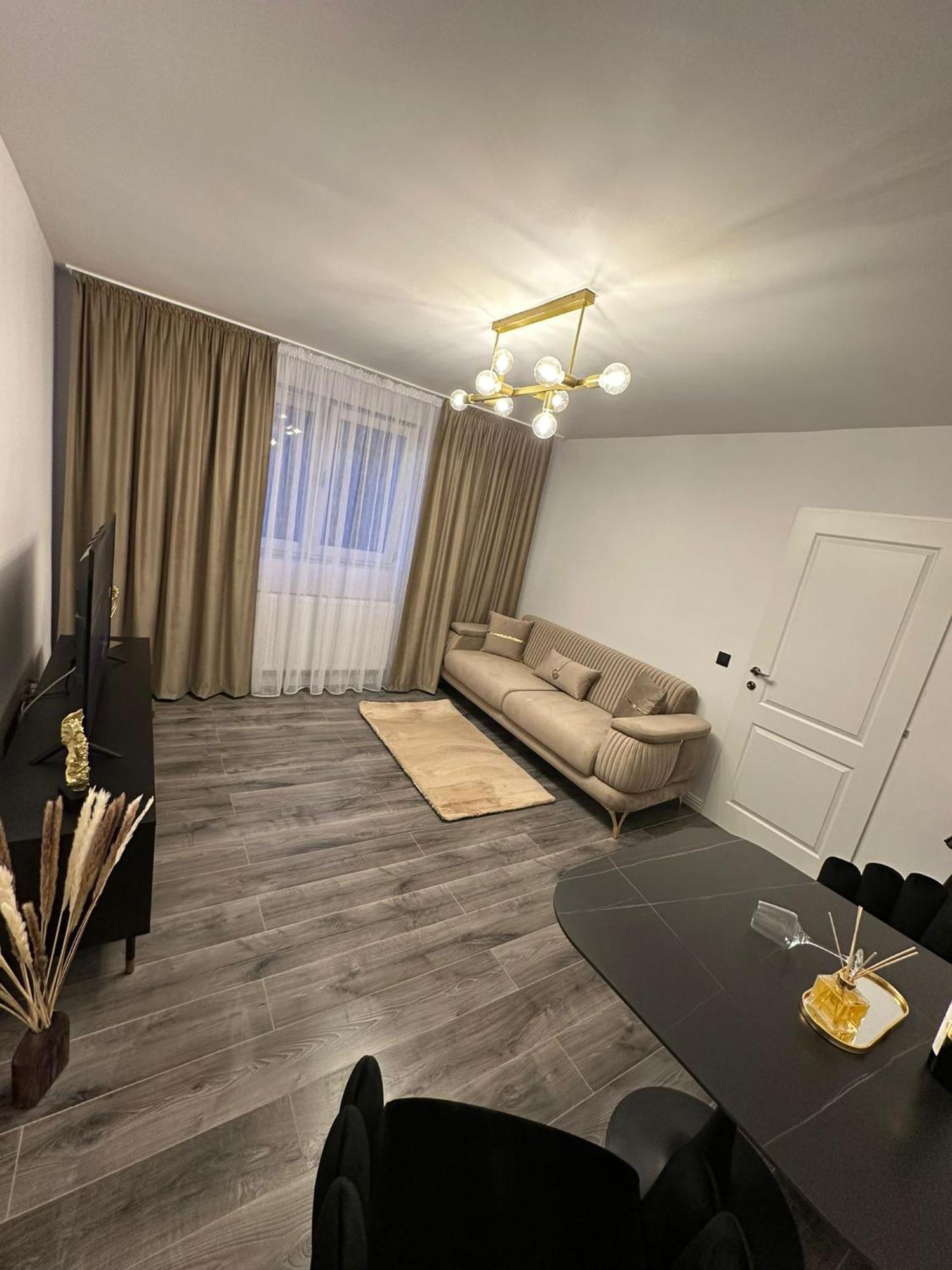 Evelyn Apartment Bistrita  Luaran gambar